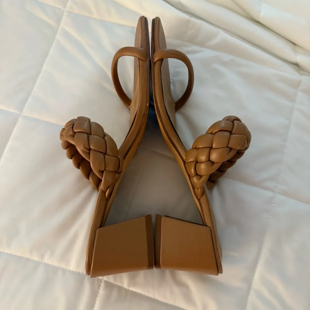 5 for $25!! Sincerely Jules Braided Tan Heeled Sandals Size 8 - Picture 6 of 10